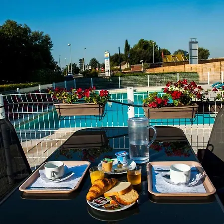 Sure By Western Nimes Est 호텔 말게레츠