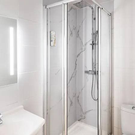 호텔 Sure By Western Nimes Est 3*