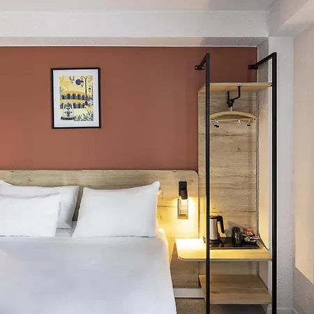 Hotel Sure By Western Nimes Est