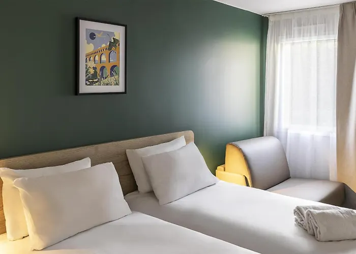 Hotel Sure By Western Nimes Est