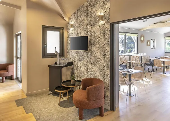 Sure By Western Nimes Est Marguerittes