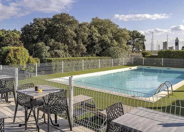 Sure By Western Nimes Est