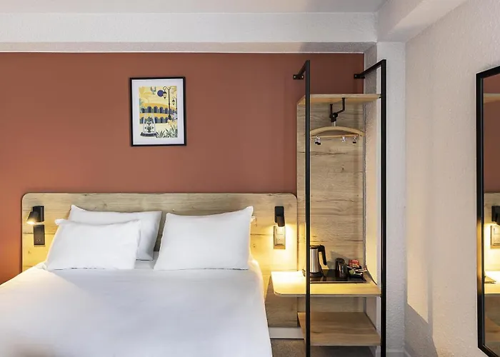 Hotel Sure By Western Nimes Est